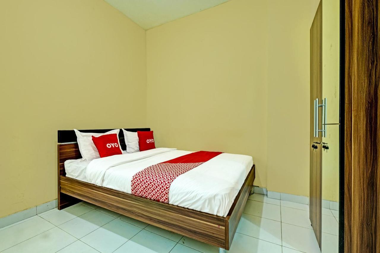 Oyo 91532 Malioboro Guesthouse Yogyakarta Kültér fotó